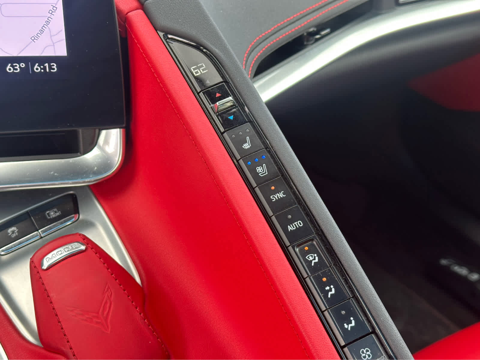 Used 2023 Chevrolet Corvette Stingray Preferred Cpe w/ Z51 Performance Package RWD image 16