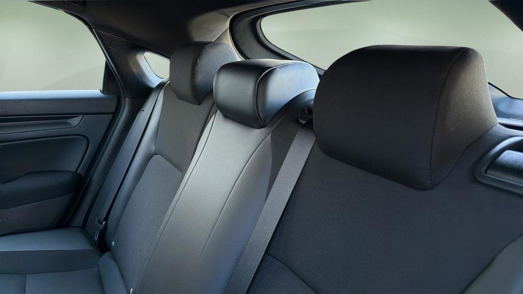 Used 2023 Honda Civic Sport image 16