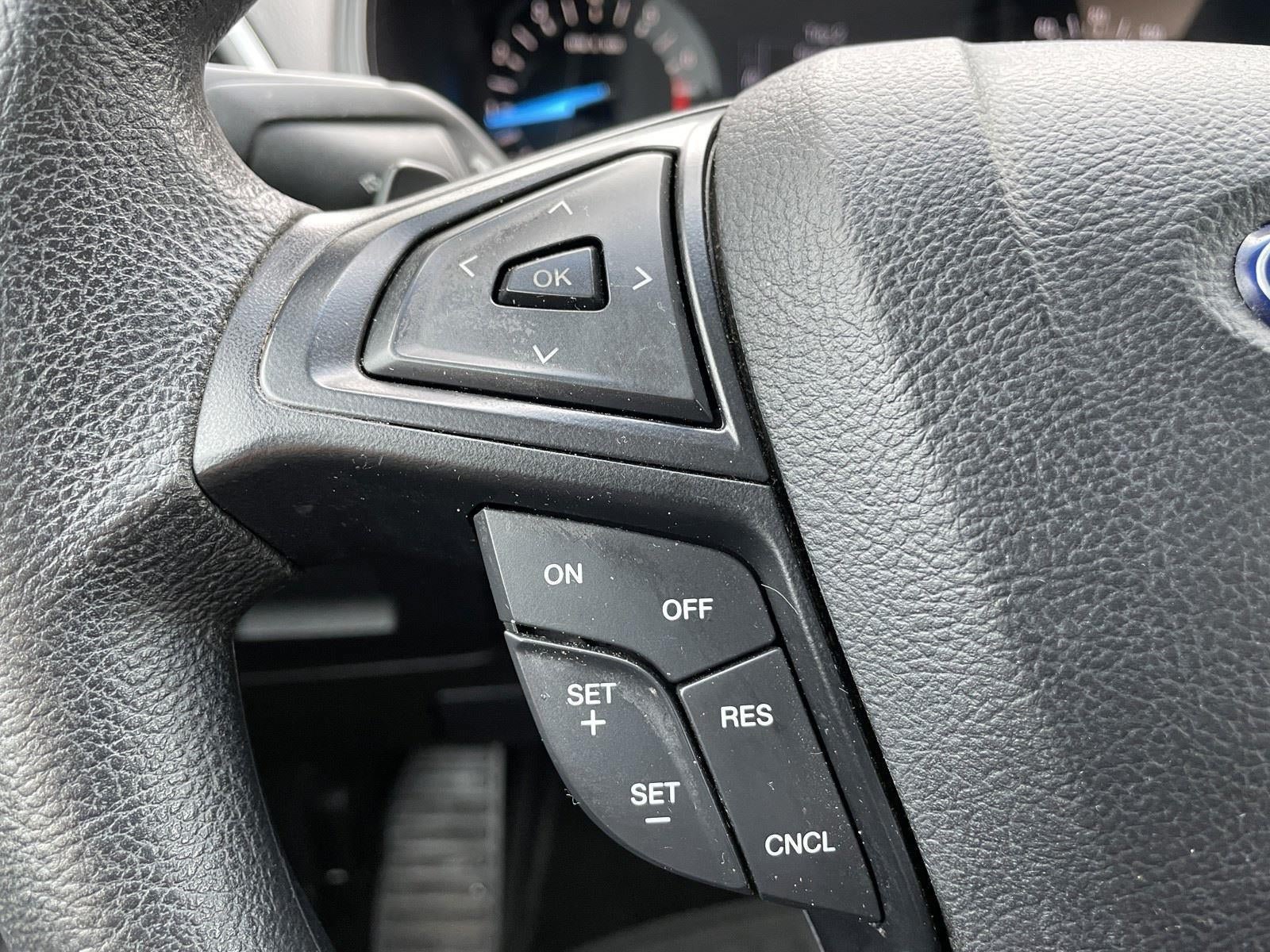 Used 2017 Ford Edge SE w/ Cargo Accessory Package FWD image 21