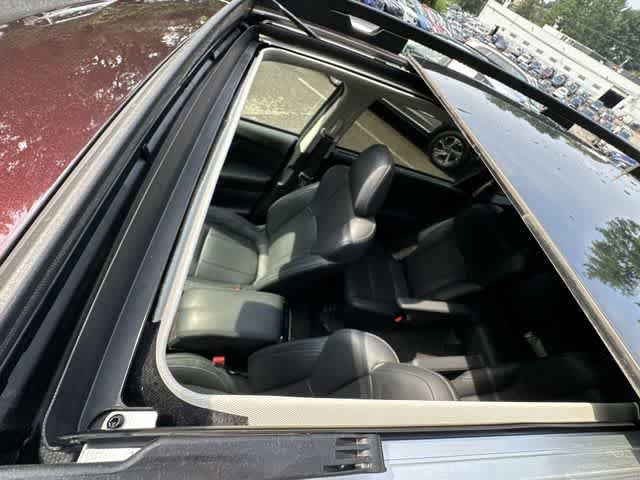 Used 2024 Subaru Ascent Touring AWD/4WD image 6