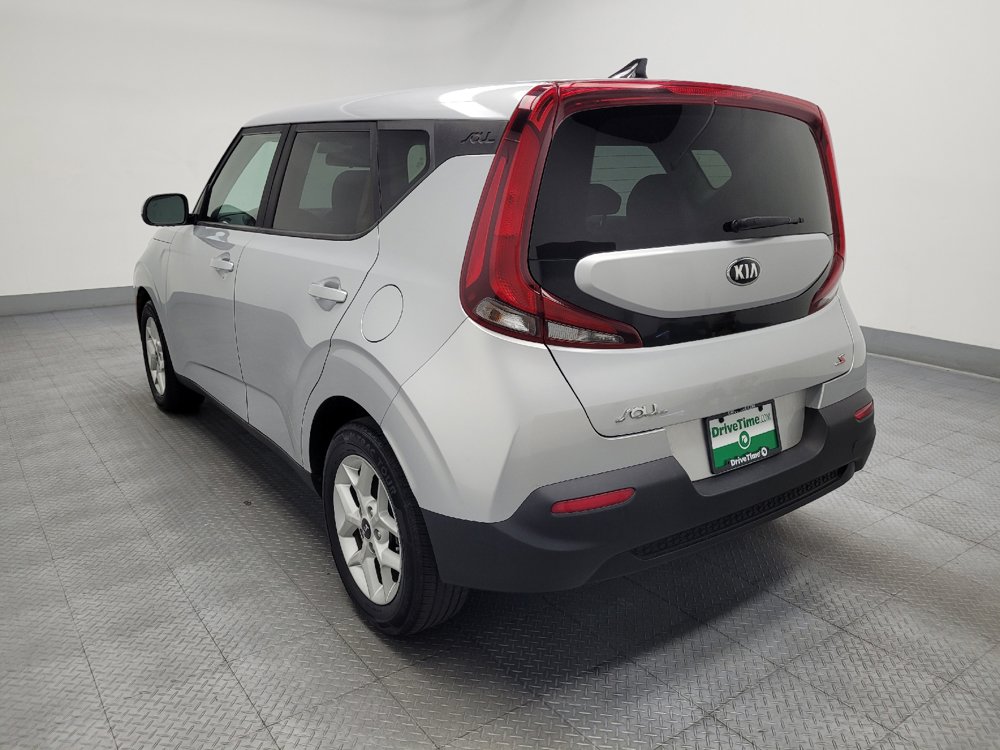 Used 2020 Kia Soul S FWD image 5