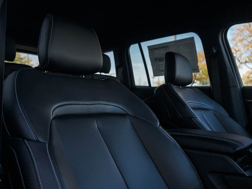 New 2025 Jeep Grand Cherokee Limited w/ Trailer Tow Package image 11