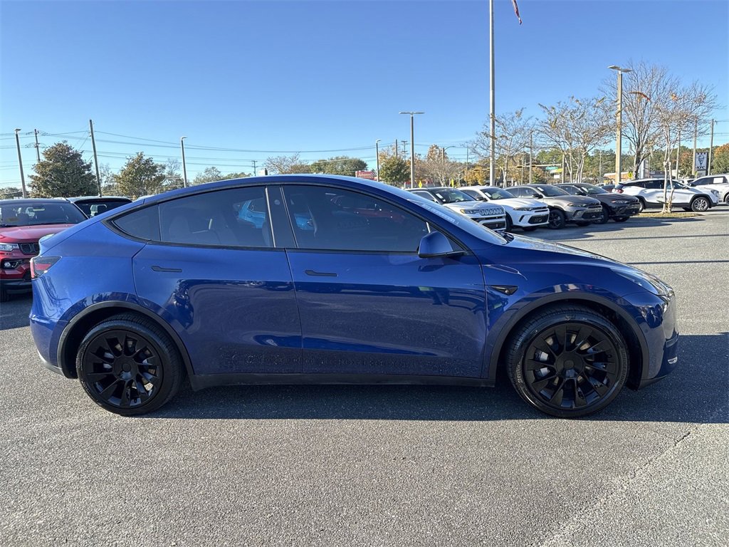 Used 2023 Tesla Model Y Long Range image 2