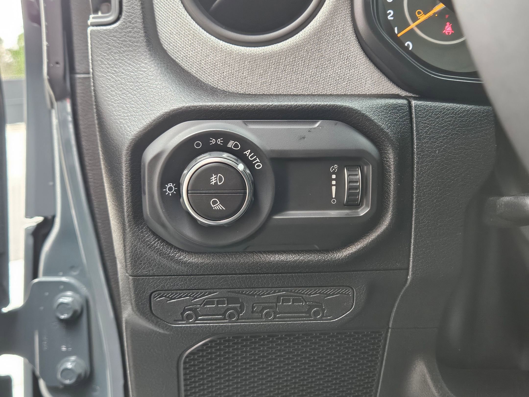 New 2026 Jeep Gladiator Sport image 18