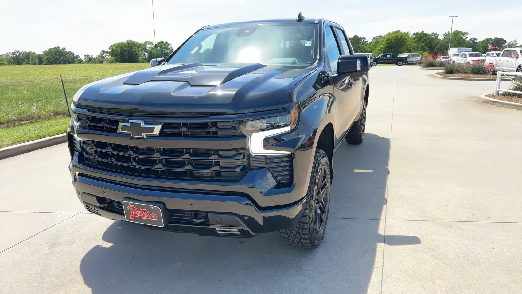 Used 2026 Chevrolet Silverado 1500 LT Trail Boss w/ LT Trail Boss Premium Package AWD/4WD image 4