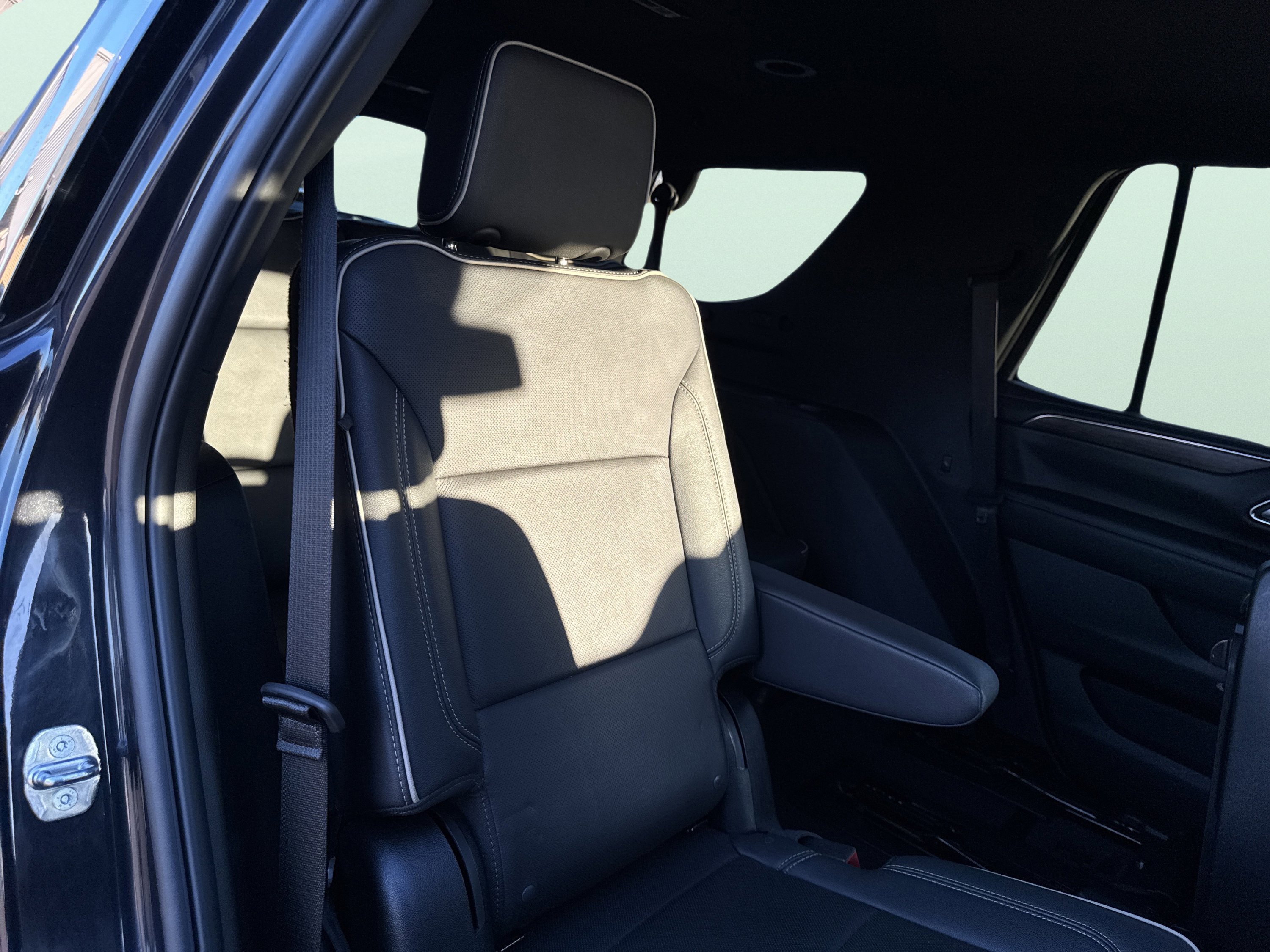 Used 2024 Chevrolet Tahoe Premier image 49