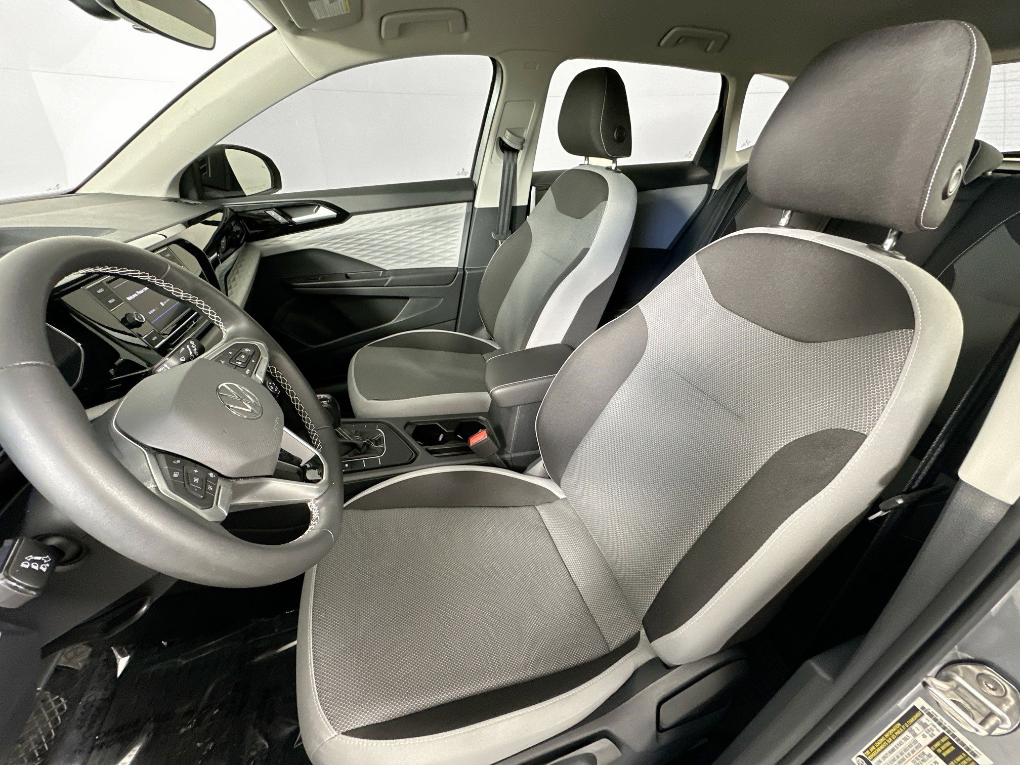 Used 2023 Volkswagen Taos S image 19