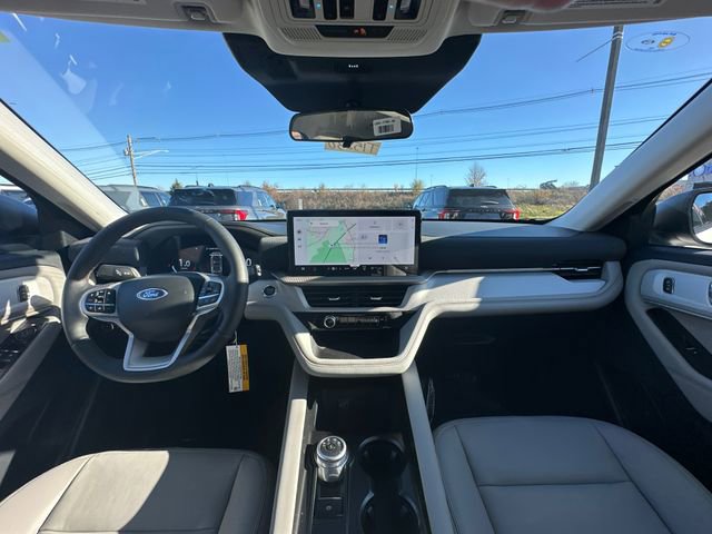 New 2026 Ford Explorer Active w/ Active Comfort Package image 16
