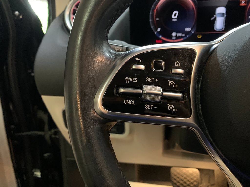 Used 2023 Mercedes-Benz GLA 250 4MATIC image 28
