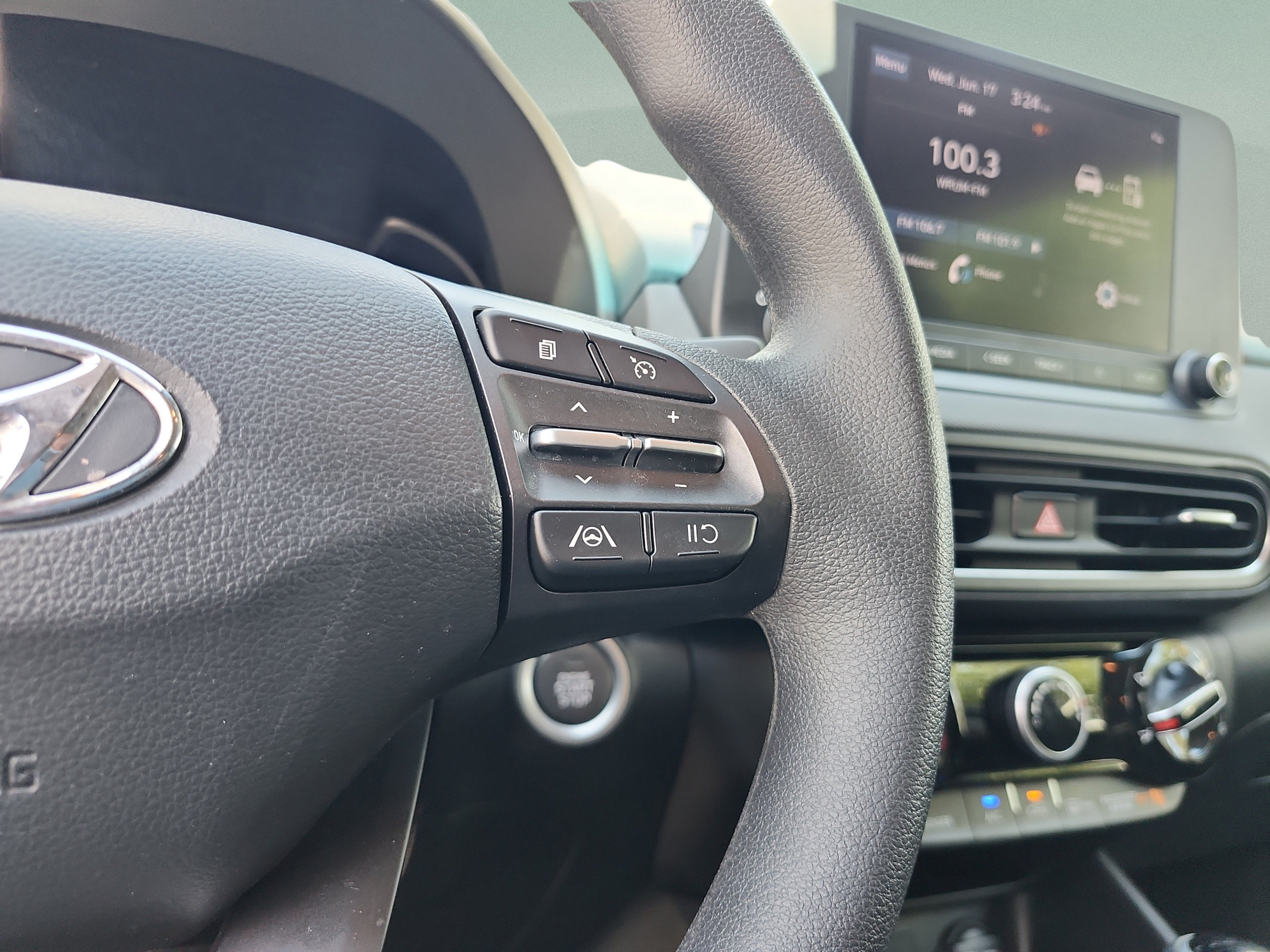 Certified 2023 Hyundai Kona SEL FWD image 28