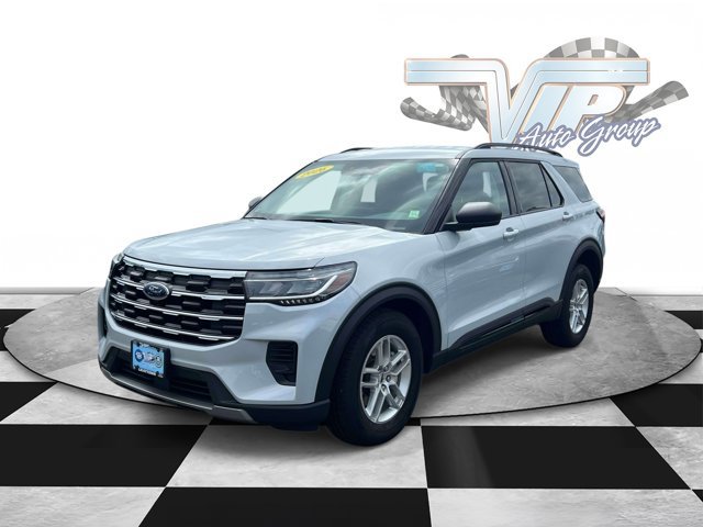 Used 2026 Ford Explorer Active AWD/4WD image 4