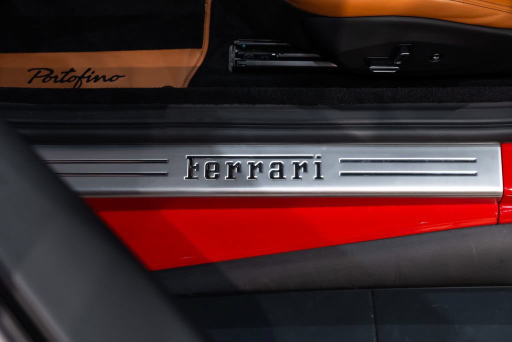 Certified 2020 Ferrari Portofino RWD image 27