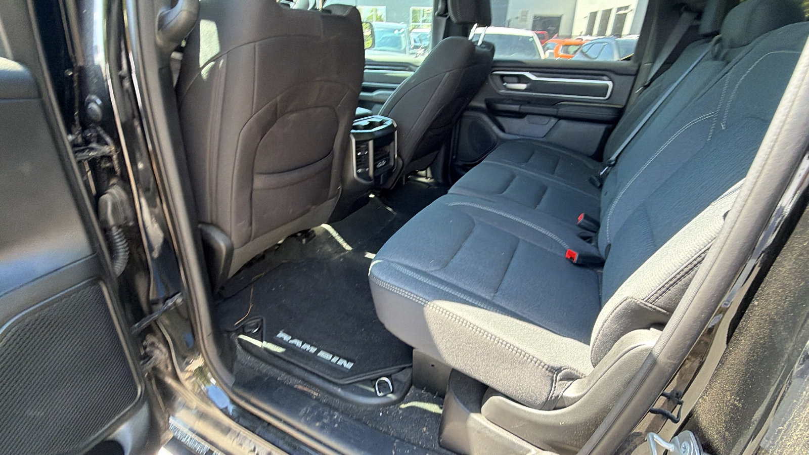 Used 2022 RAM 1500 Big Horn AWD/4WD image 23