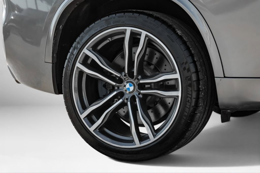 Used 2017 BMW X5 M AWD/4WD image 60