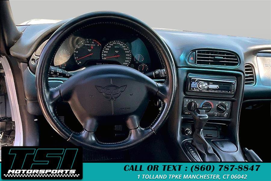 Used 2000 Chevrolet Corvette Convertible RWD image 5
