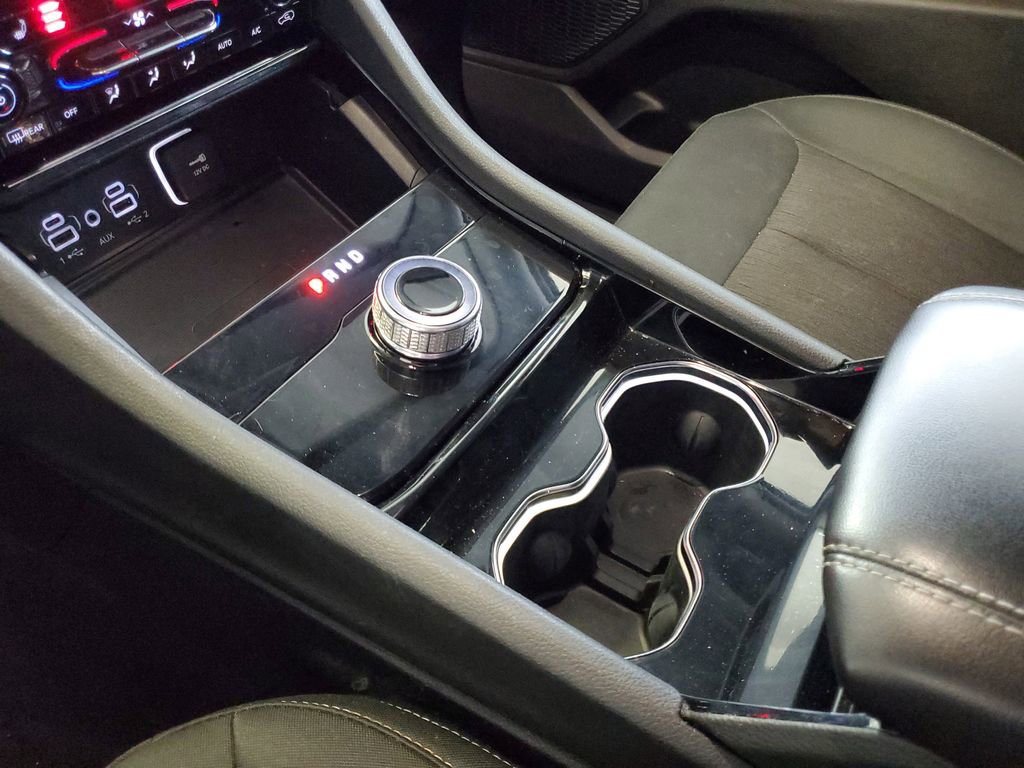 Used 2023 Jeep Grand Cherokee Laredo w/ Luxury Tech Group I image 20