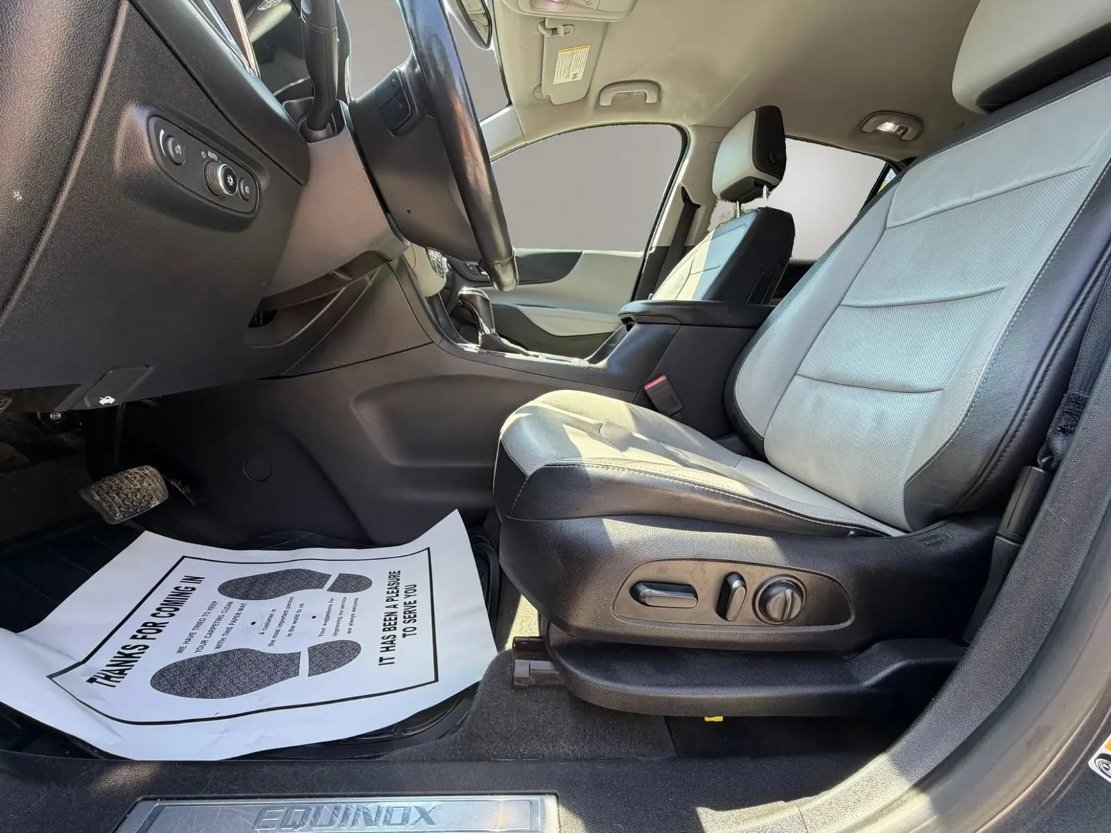 Used 2018 Chevrolet Equinox Premier AWD/4WD image 10