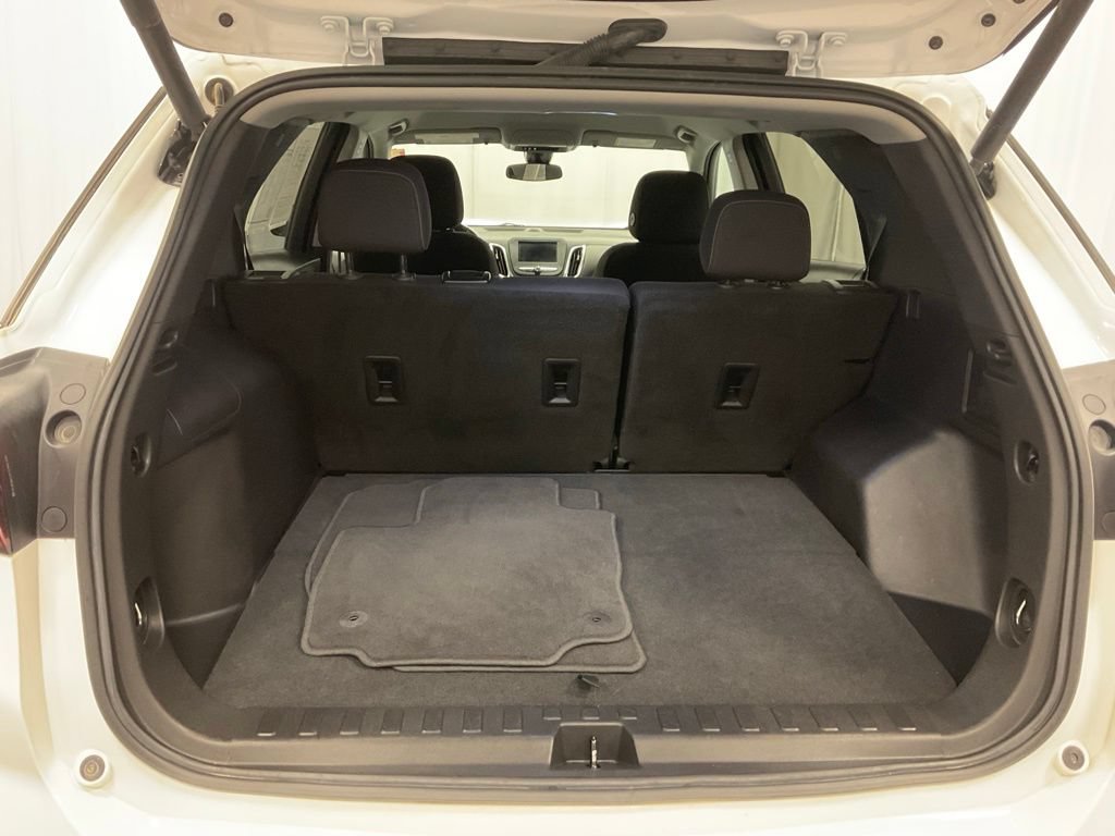 Used 2022 Chevrolet Equinox LT AWD/4WD image 9