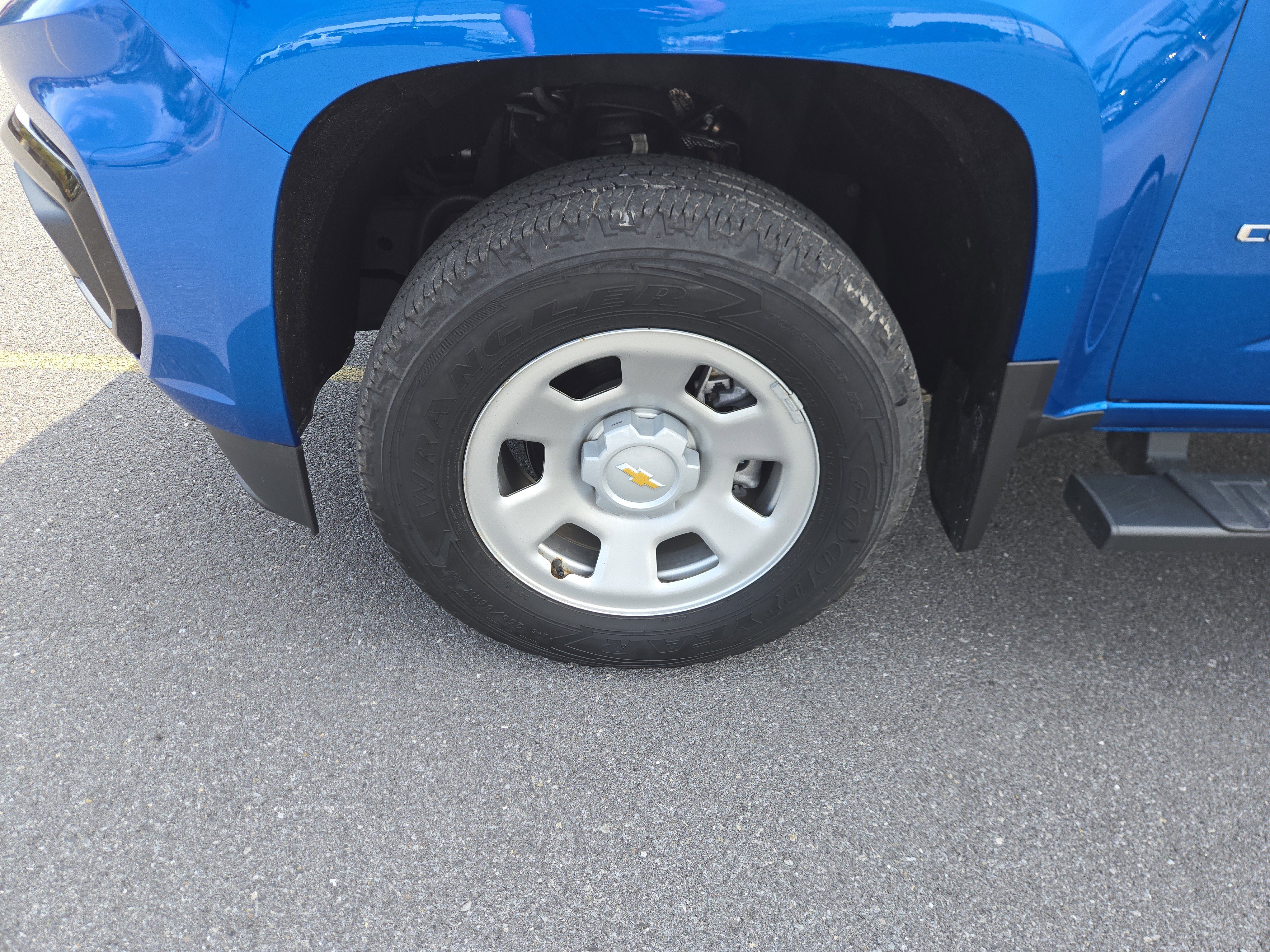 Used 2022 Chevrolet Colorado W/T w/ WT Convenience Package image 11