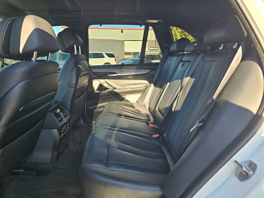Used 2016 BMW X5 xDrive50i AWD/4WD image 18