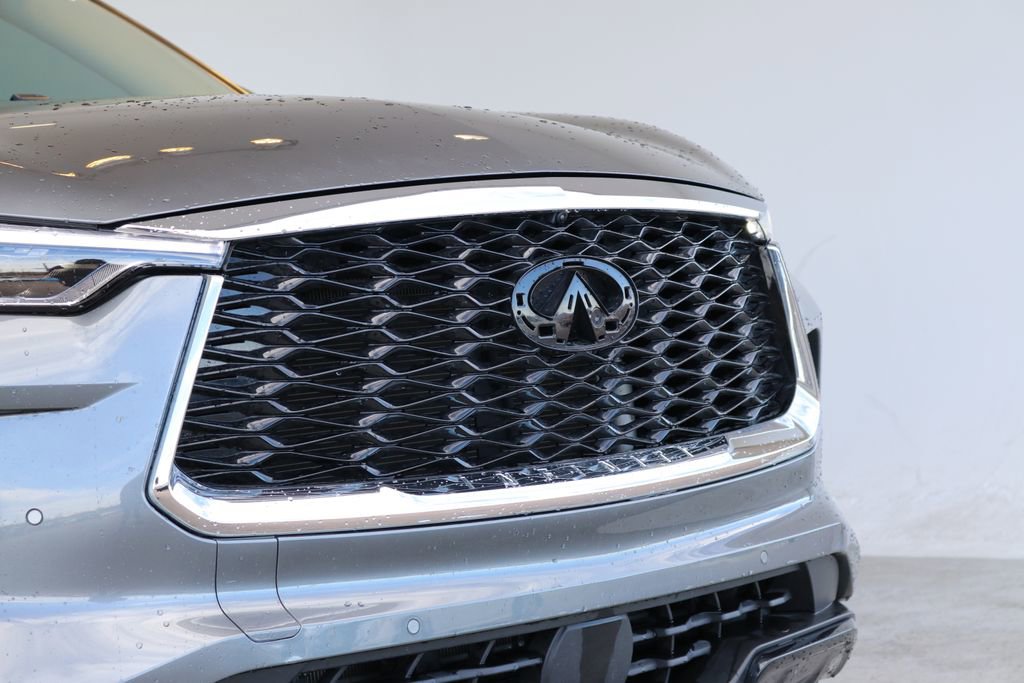 Certified 2023 INFINITI QX60 Luxe w/ Performance Audio Package image 11