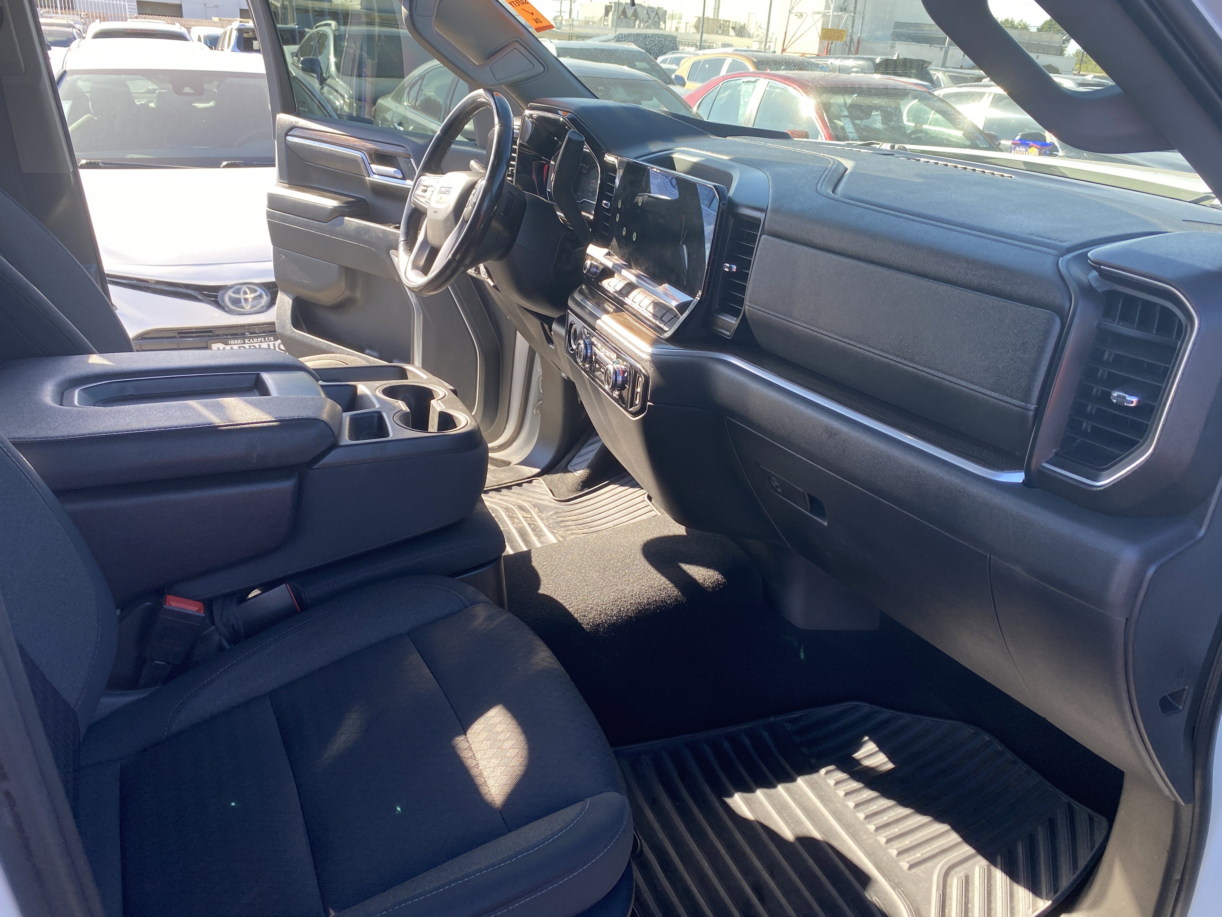 Used 2022 GMC Sierra 1500 Elevation image 26