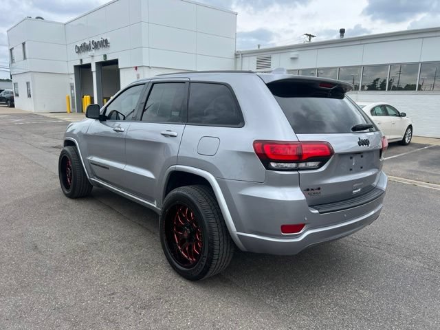 Used 2019 Jeep Grand Cherokee Altitude AWD/4WD image 7