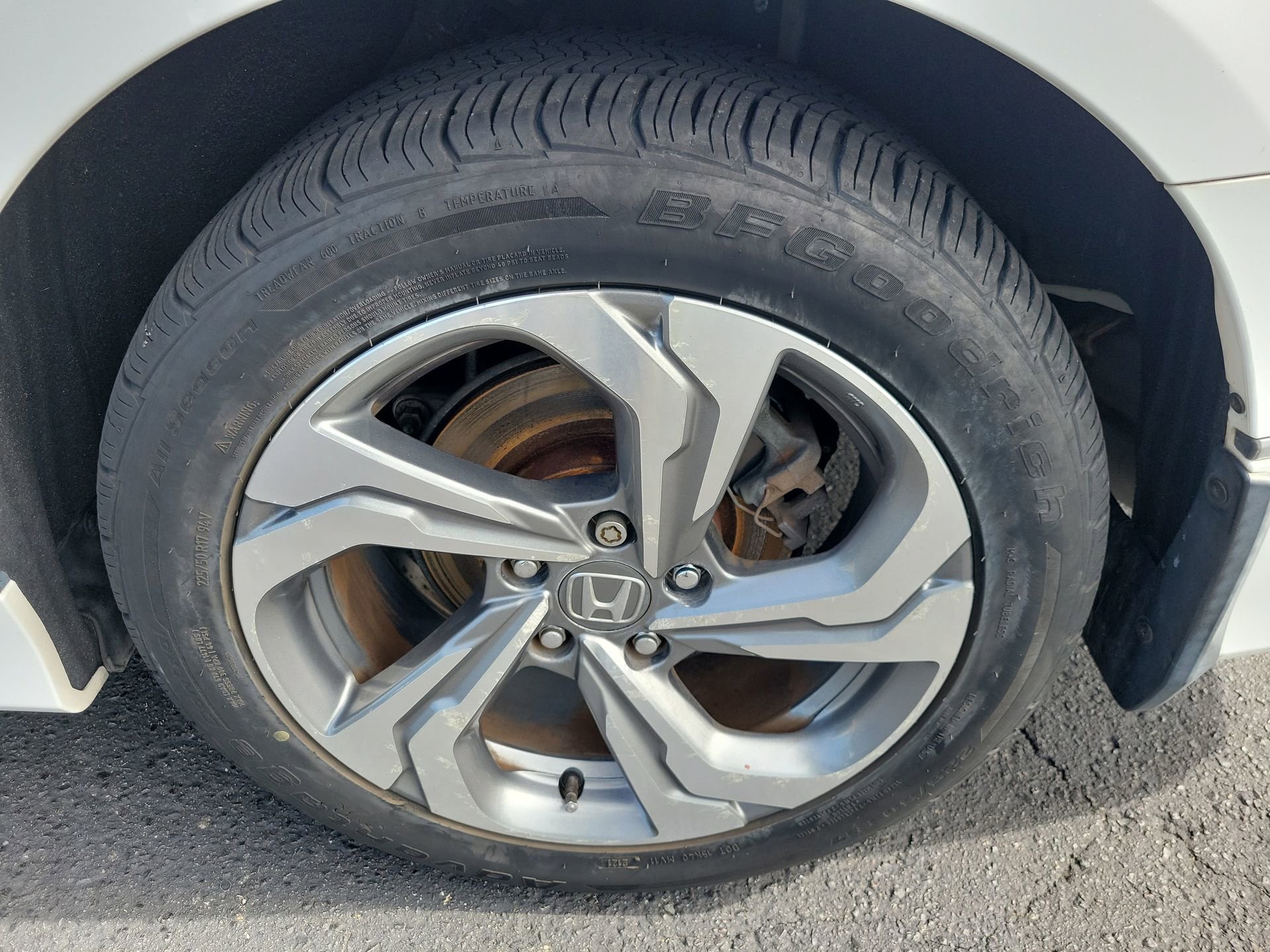 Used 2018 Honda Accord EX-L image 32