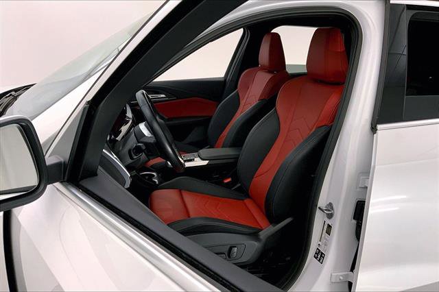 Certified 2025 BMW X1 xDrive28i image 13