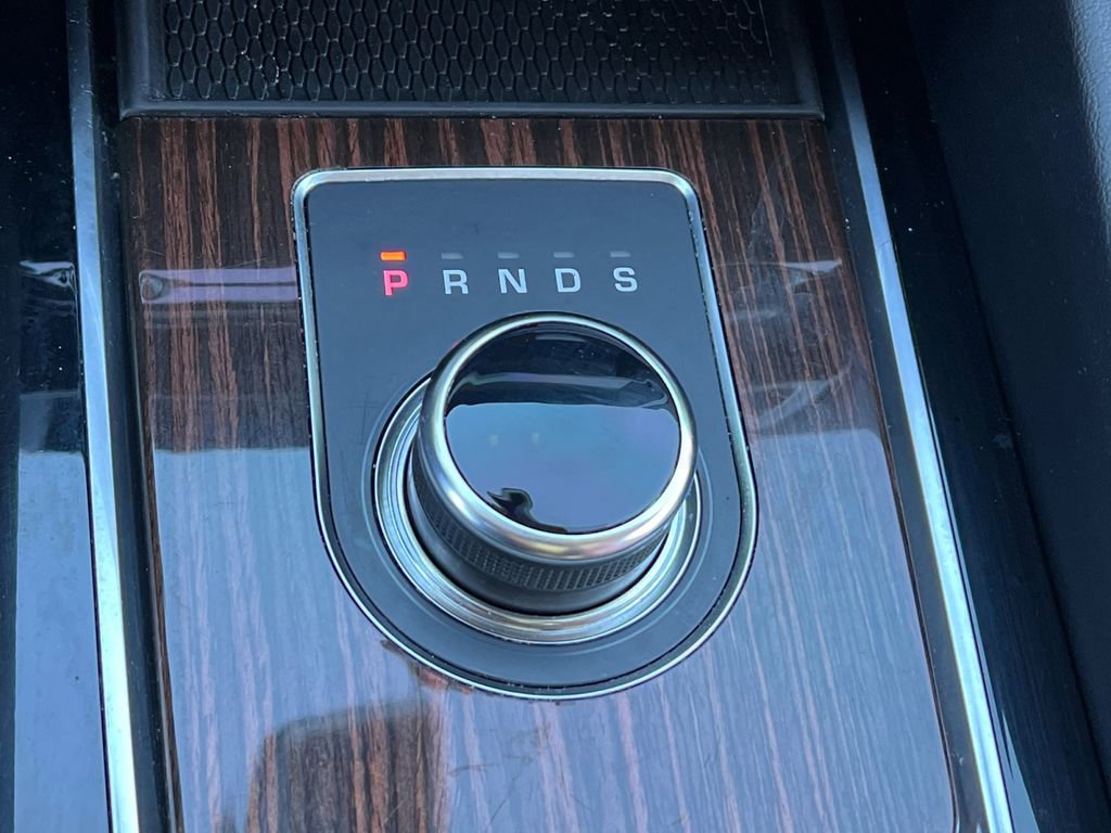 Used 2019 Jaguar F-PACE Portfolio image 23