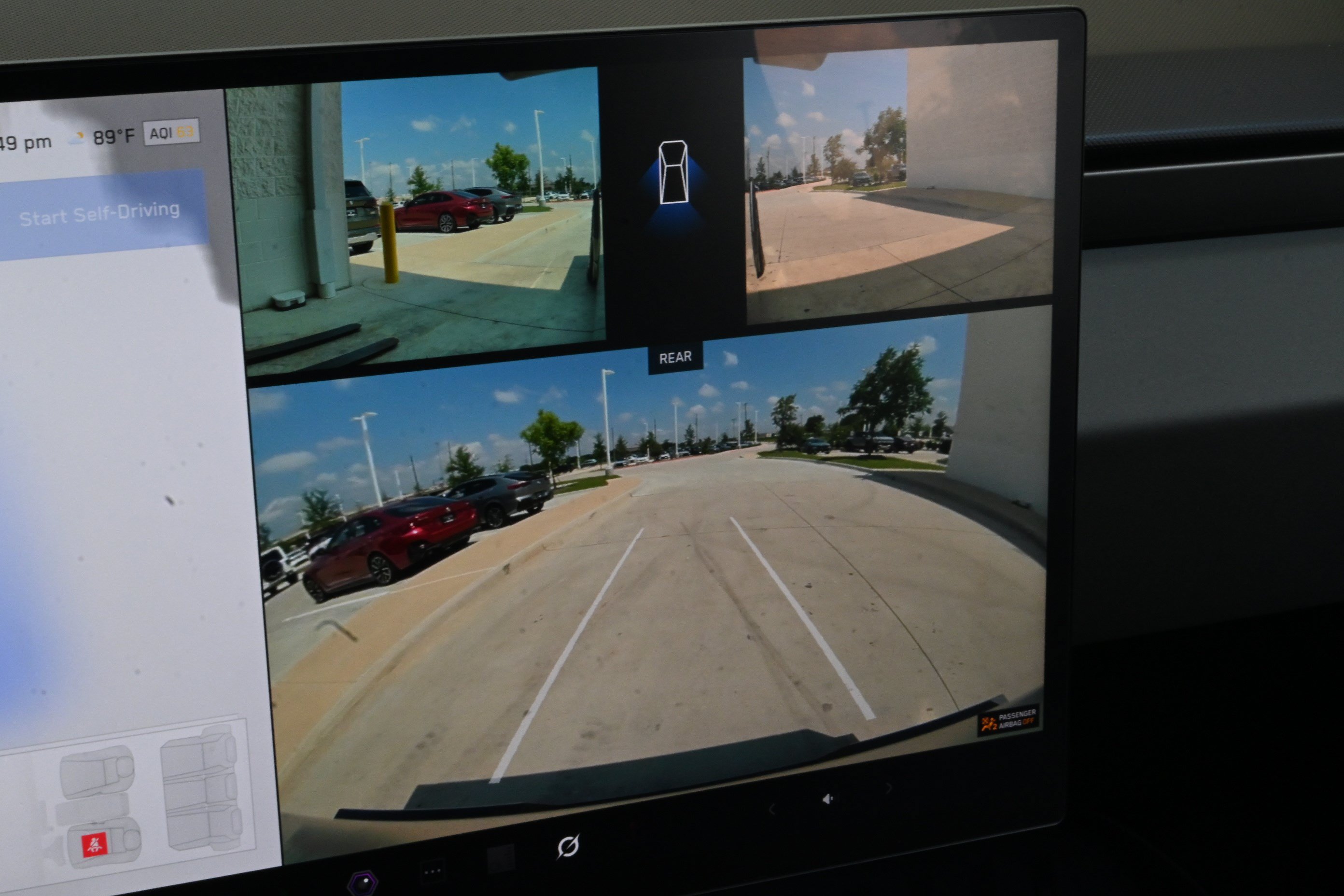 Used 2025 Tesla Cybertruck AWD Crew Cab image 16