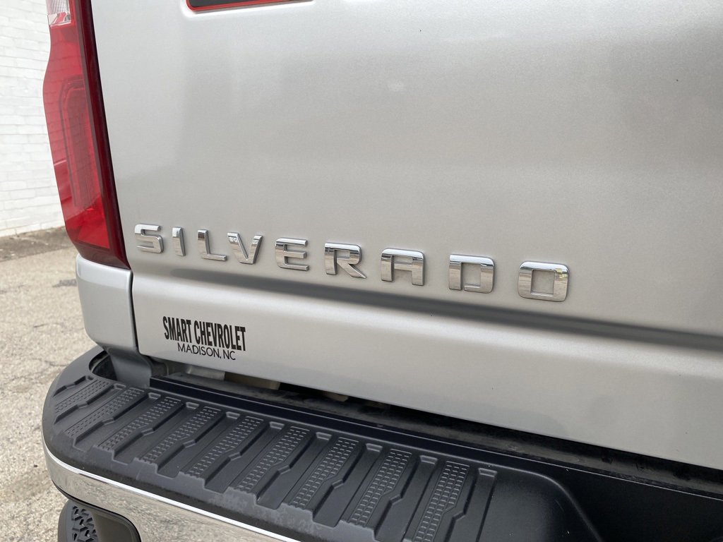 Used 2022 Chevrolet Silverado 2500 LTZ w/ LTZ Convenience Package image 20