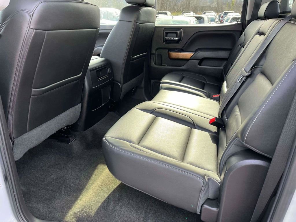 Used 2018 Chevrolet Silverado 1500 LTZ w/ High Desert Package image 6