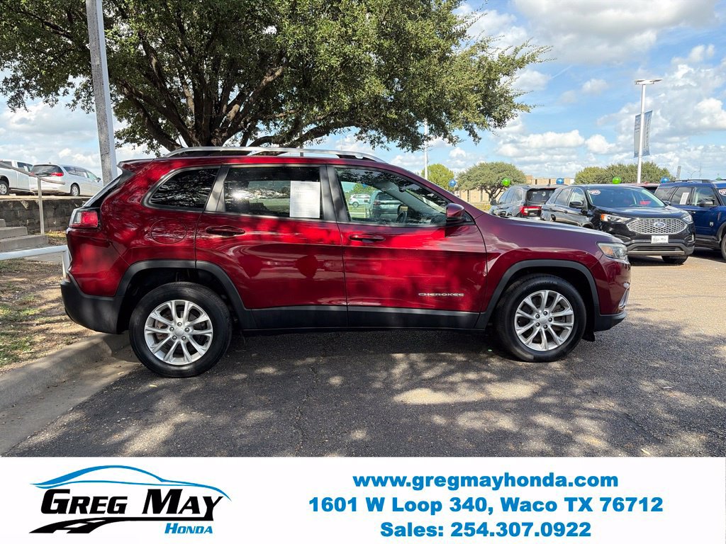 Used 2021 Jeep Cherokee Latitude FWD image 9