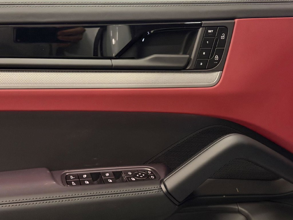 New 2026 Porsche Cayenne S AWD/4WD image 14
