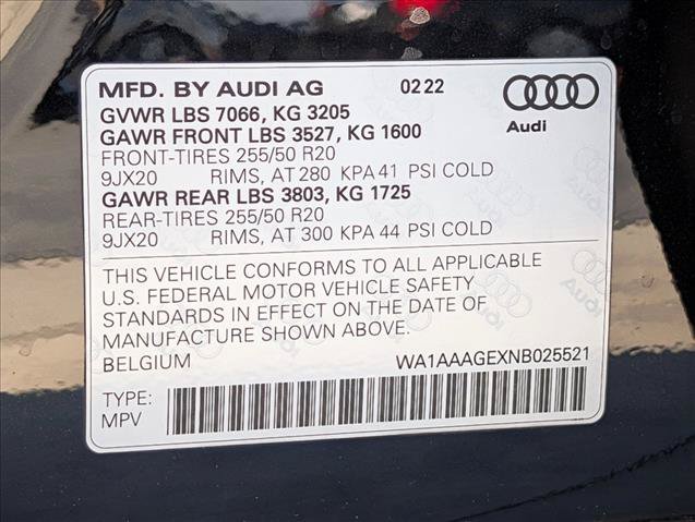 Used 2022 Audi e-tron Premium w/ Convenience Plus Package AWD/4WD image 20