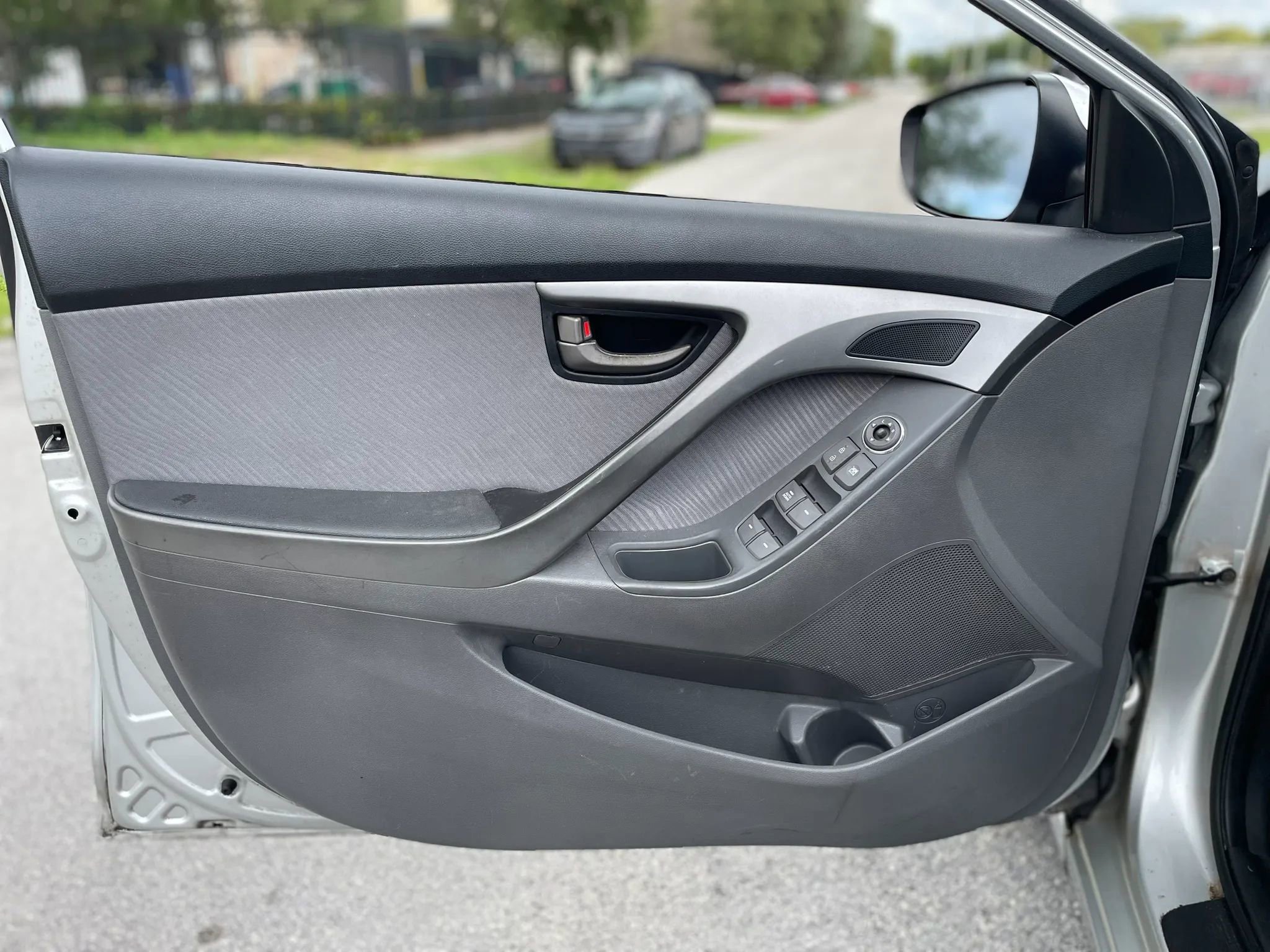 Used 2011 Hyundai Elantra GLS w/ Preferred Equipment Pkg 3 image 26