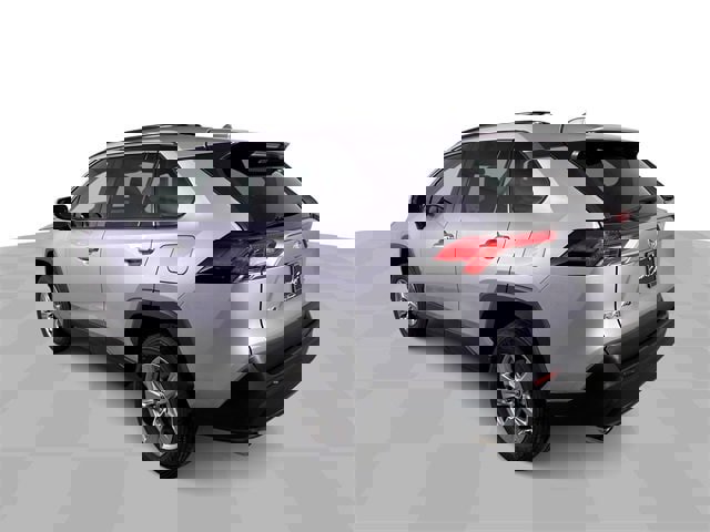 Used 2024 Toyota RAV4 XLE image 6