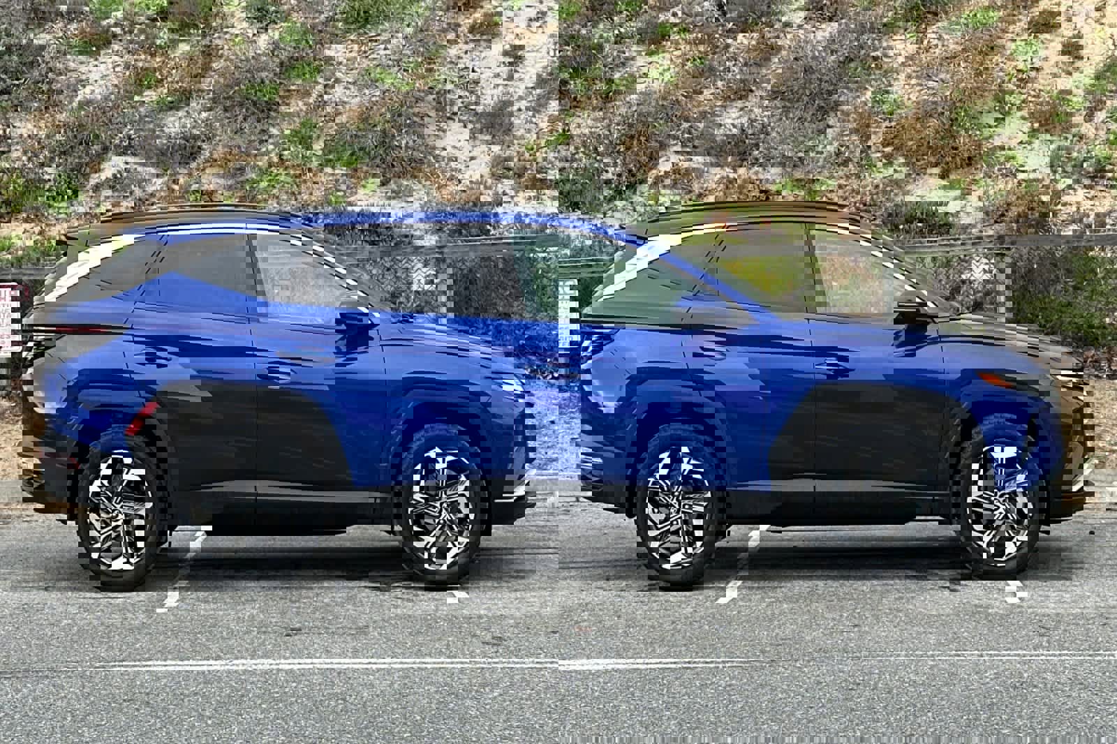 Used 2023 Hyundai Tucson SEL w/ Convenience Package image 6