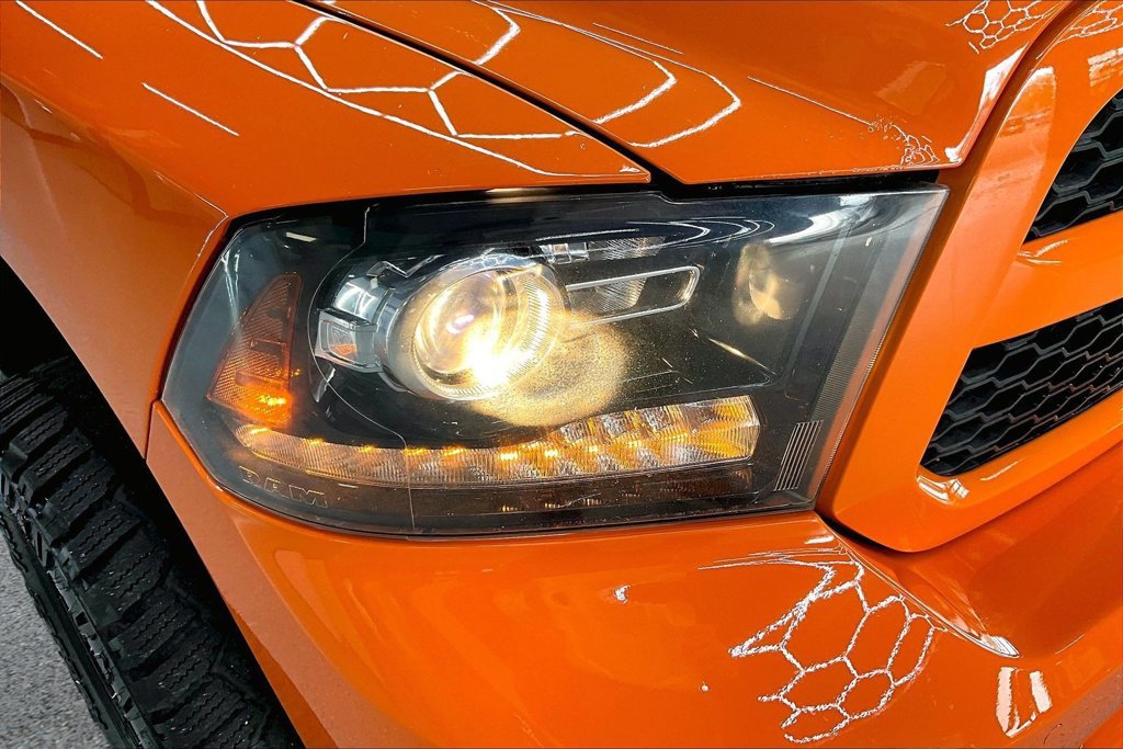 Used 2017 RAM 1500 Sport w/ Ignition Orange Sport Package AWD/4WD image 30