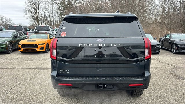 New 2025 Ford Expedition Active image 32