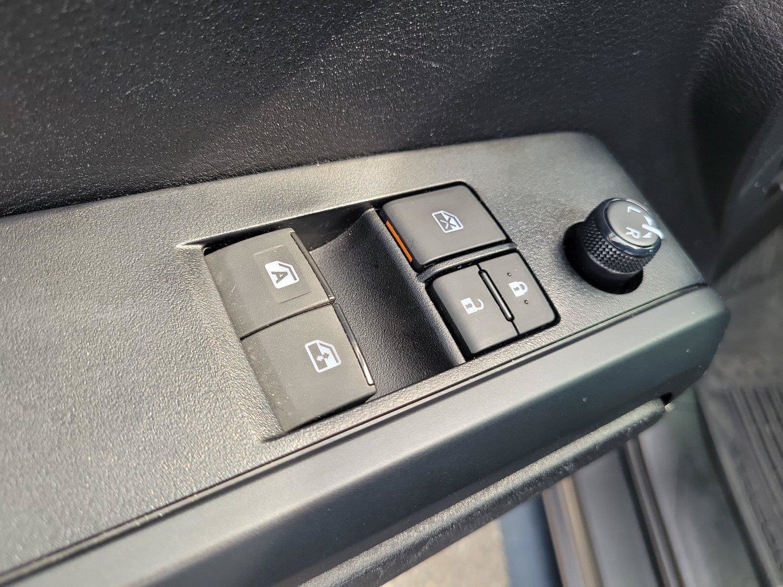 Used 2023 Toyota Tacoma SR AWD/4WD image 18