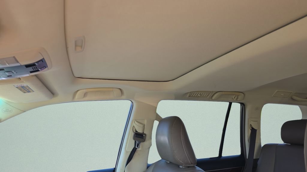 Used 2016 Lexus GX 460 w/ Premium Package image 20