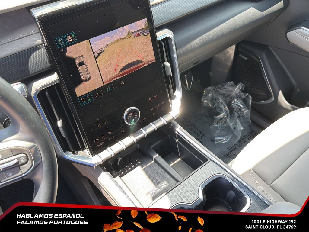 Certified 2026 GMC Acadia Elevation w/ Elevation Premium Package FWD image 22