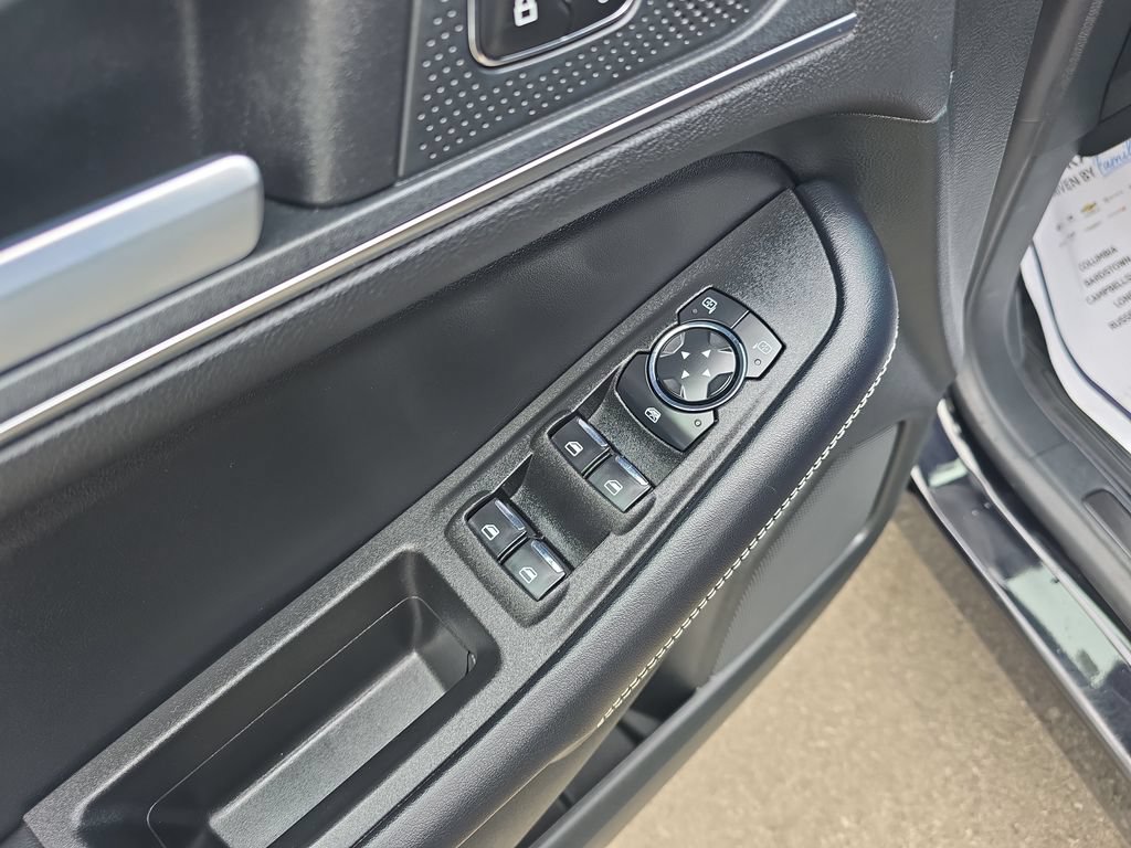Used 2023 Ford Edge ST AWD/4WD image 11