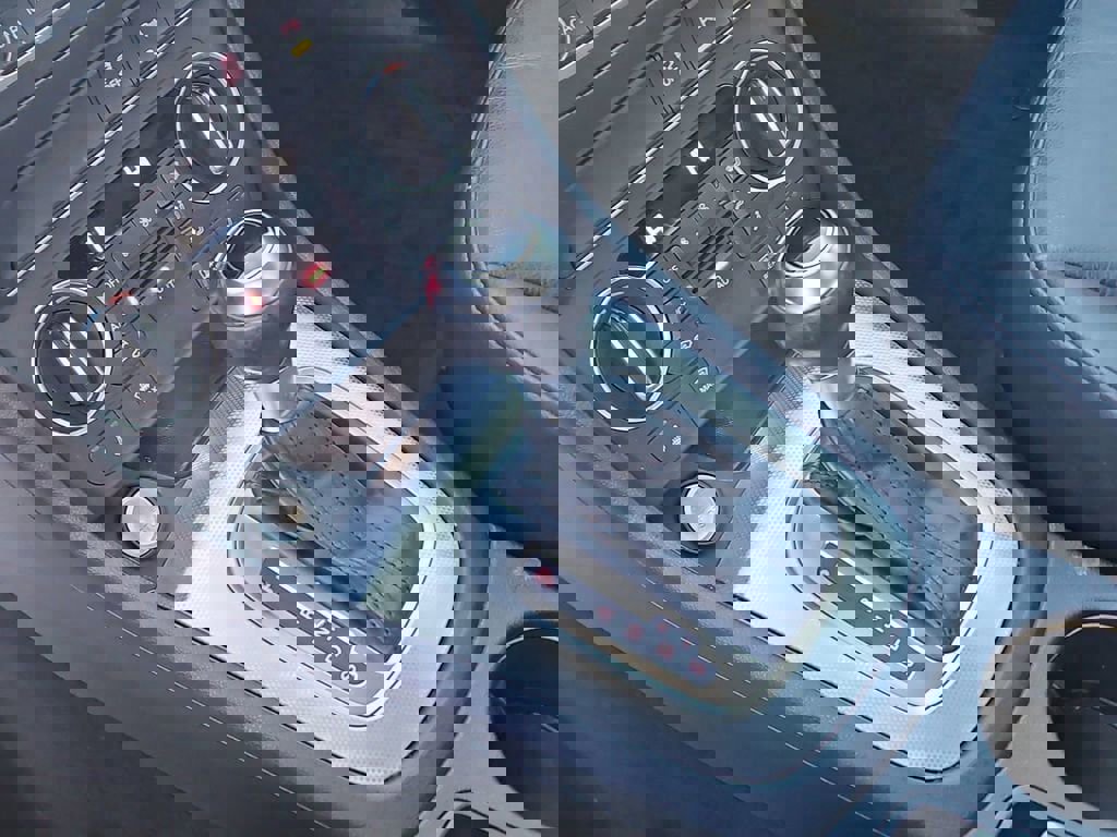 Used 2017 Audi Q3 2.0T Prestige w/ Prestige Package image 17