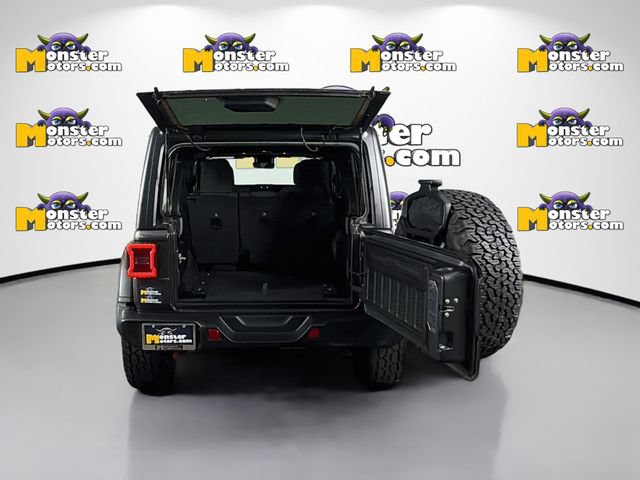 Used 2024 Jeep Wrangler Unlimited Rubicon w/ Dual Top Group AWD/4WD image 26
