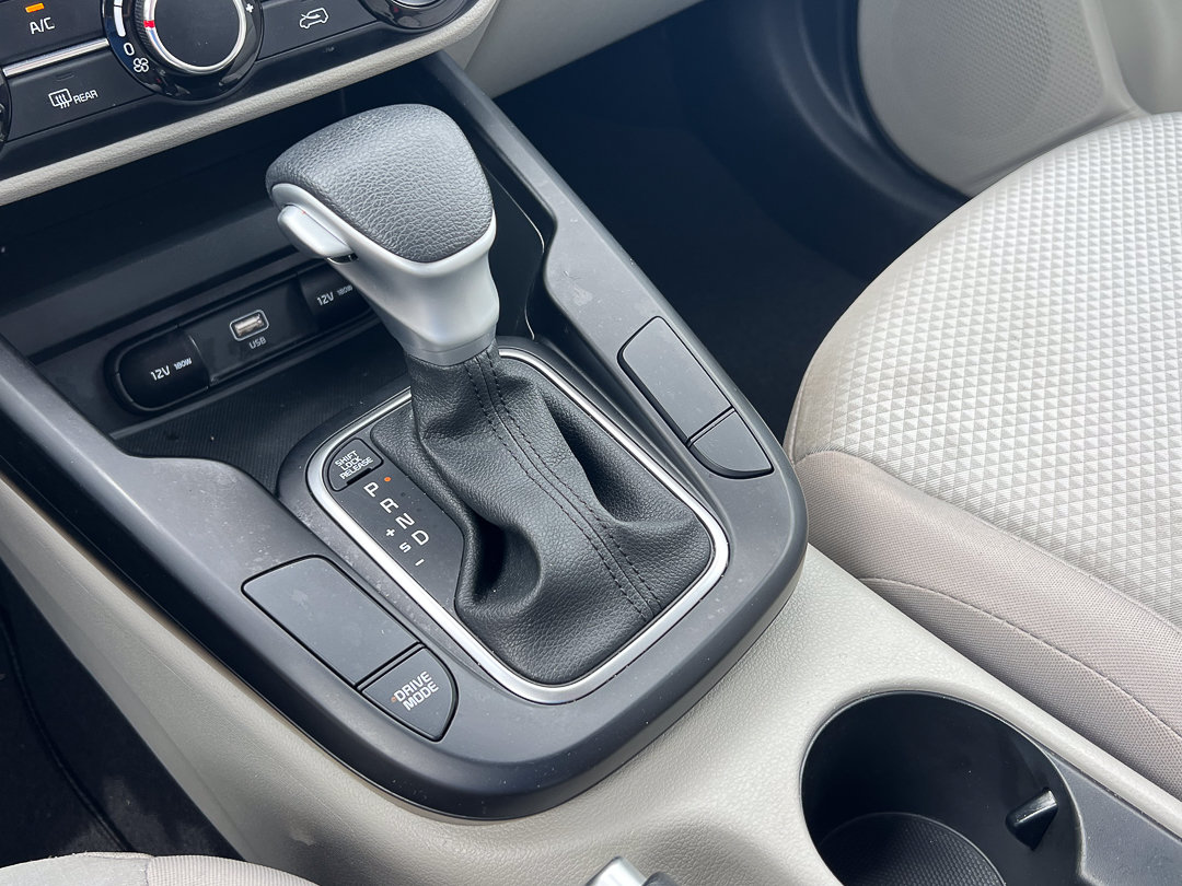 Used 2023 Kia Soul LX w/ LX Technology Package FWD image 23