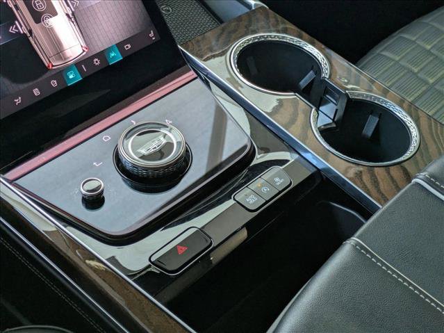 Used 2025 Cadillac Escalade ESV Sport Platinum w/ LPO, Floor Liner Package AWD/4WD image 13