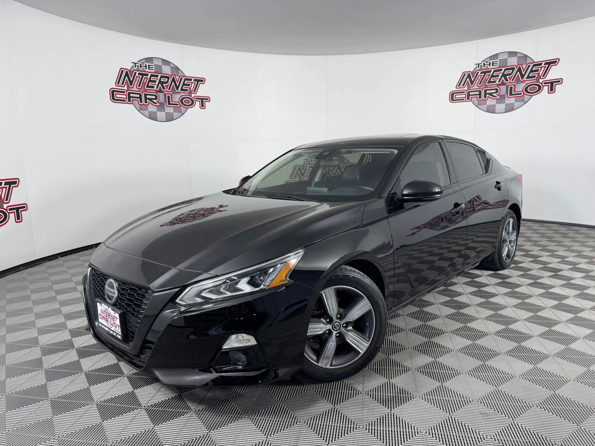 Used 2022 Nissan Altima 2.5 SL FWD image 1